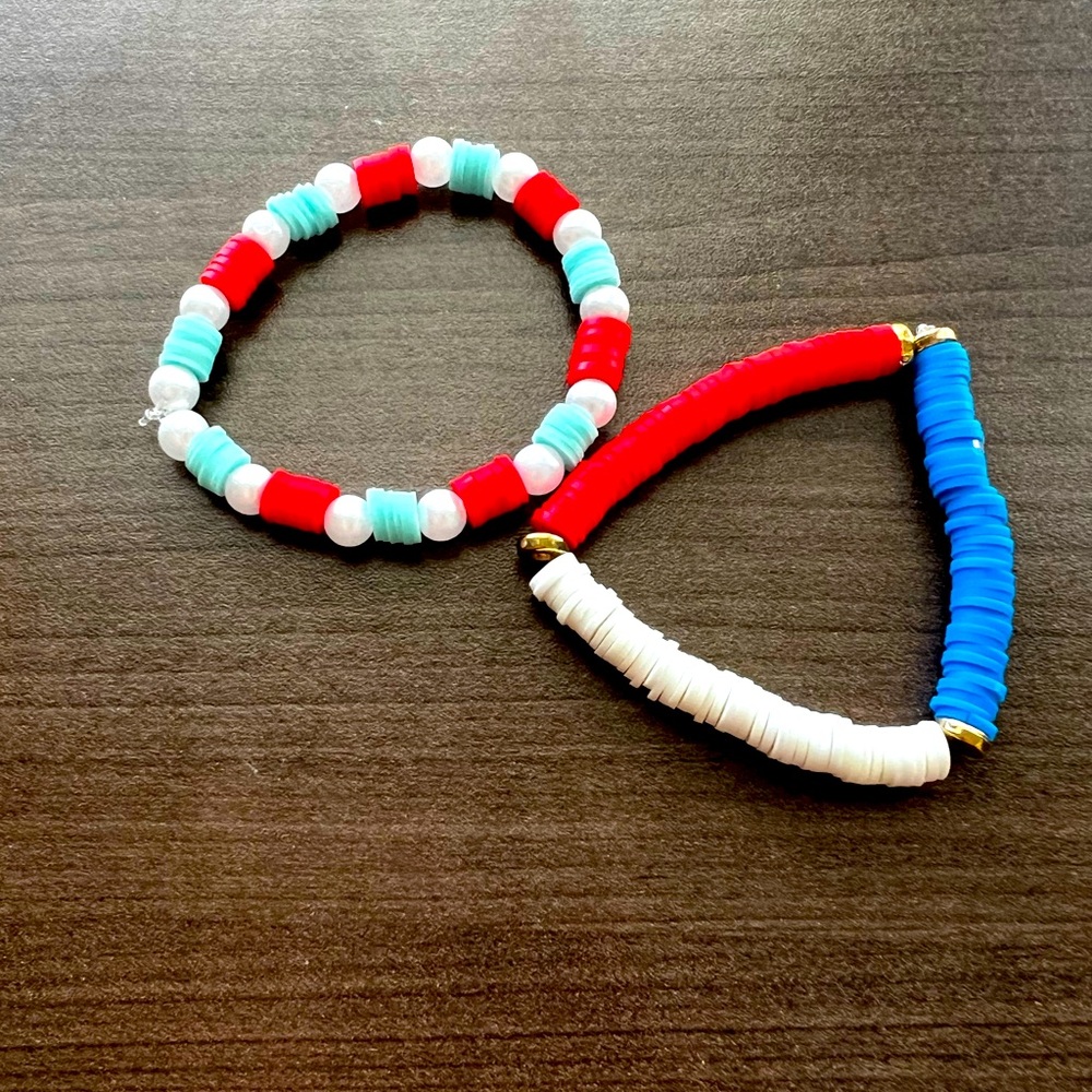 America bracelet set red, white and blue clay beads and pearls and gold accents